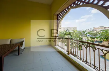 Balcony image for: Apartment - 2 Bedrooms - 3 Bathrooms for sale in Marina Residences 3 - Marina Residences - Palm Jumeirah - Dubai, Image 1
