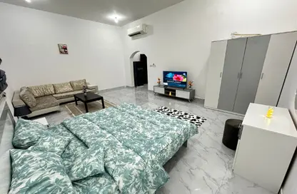 Apartment - Studio - 1 Bathroom for rent in Shakhbout City - Abu Dhabi