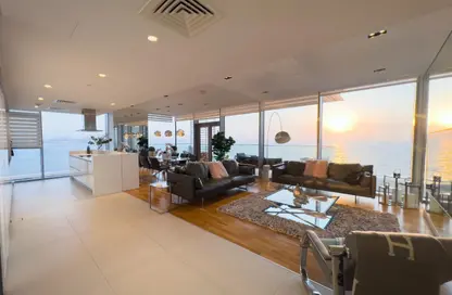 Apartment - 4 Bedrooms - 5 Bathrooms for rent in Apartment Building 3 - Bluewaters Residences - Bluewaters - Dubai