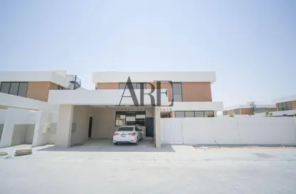 Apartment - 4 Bedrooms - 5 Bathrooms for sale in Sharjah Garden City - Sharjah