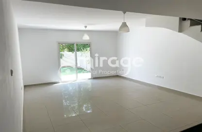 Empty Room image for: Villa - 3 Bedrooms - 4 Bathrooms for sale in Arabian Style - Al Reef Villas - Al Reef - Abu Dhabi, Image 1