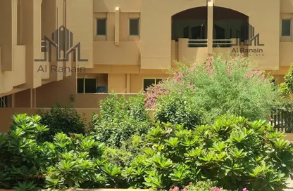 فيلا - 5 غرف نوم - 7 حمامات للايجار في شبانة عشارج - اشارج - العين
