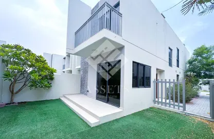 Villa - 3 Bedrooms - 5 Bathrooms for sale in Zinnia - The Roots DAMAC Hills 2 - Damac Hills 2 - Dubai