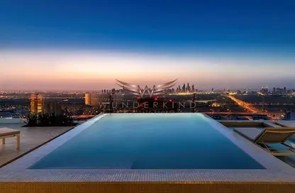 صورة لـ حوض سباحة شقة - 2 غرف نوم - 3 حمامات للبيع في فايف في جميرا فيلج سيركل - قرية الجميرا سركل - دبي ، صورة رقم 1