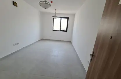 Apartment - 1 Bedroom - 1 Bathroom for rent in Muweileh Community - Muwaileh Commercial - Sharjah