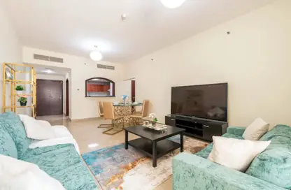 شقة - 2 غرف نوم - 4 حمامات للايجار في برج أيكون 1 - (JLT) مجمع M - أبراج بحيرة الجميرا - دبي