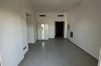 Apartment - 2 Bedrooms - 2 Bathrooms for rent in Al Nafoora 1 building - Al Rawda 2 - Al Rawda - Ajman