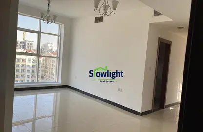 Empty Room image for: Apartment - 2 Bedrooms - 3 Bathrooms for rent in Jawharat AlFaihaa - Al Warsan 4 - Al Warsan - Dubai, Image 1