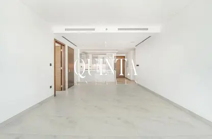 Apartment - 3 Bedrooms - 4 Bathrooms for rent in The Crest Tower Podium - Sobha Hartland - Mohammed Bin Rashid City - Dubai