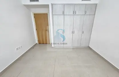 Apartment - 2 Bedrooms - 2 Bathrooms for rent in Al Nahda Complex - Al Nahda - Sharjah