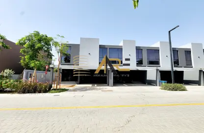 Townhouse - 3 Bedrooms - 4 Bathrooms for rent in Robinia - Masaar - Tilal City - Sharjah