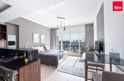 Apartment - 1 Bathroom for rent in Burj Al Nujoom - Downtown Dubai - Dubai