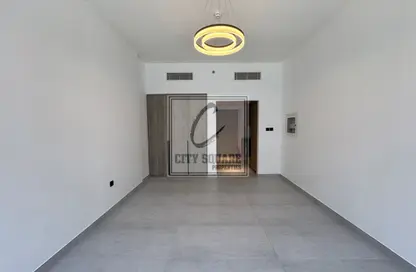 Apartment - Studio - 1 Bathroom for rent in Oxford Boulevard - Jumeirah Village Circle - Dubai