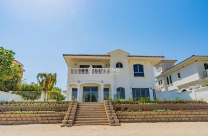 Villa - 4 Bedrooms - 5 Bathrooms for sale in Garden Homes Frond D - Garden Homes - Palm Jumeirah - Dubai