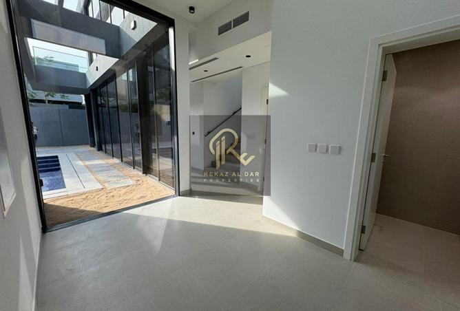 15979190 - Property Image 2