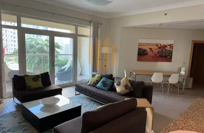 Apartment - 2 Bedrooms - 3 Bathrooms for rent in Al Das - Shoreline Apartments - Palm Jumeirah - Dubai
