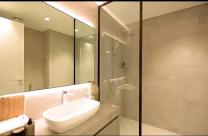 شقة - غرفة نوم - 2 حمامات للبيع في سكون ٥ - حي نسيج - الجادة - الشارقة
