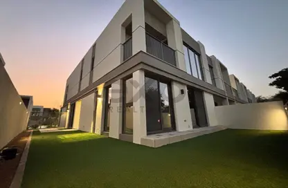 Townhouse - 4 Bedrooms - 5 Bathrooms for rent in Aura Gardens - Tilal Al Ghaf - Dubai