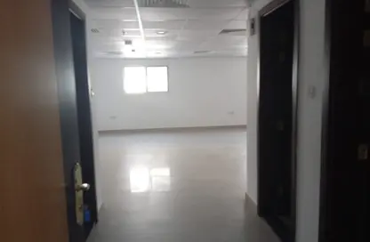 Office Space - Studio - 2 Bathrooms for rent in Al Wahda Building - Al Majaz 2 - Al Majaz - Sharjah