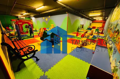 شقة - 2 غرف نوم - 3 حمامات للايجار في لا زونا ريزيدنس - الممزر - ديرة - دبي