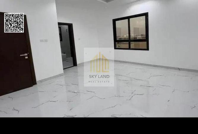 15693212 - صورة العقار 2