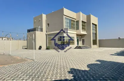 فيلا - 5 غرف نوم - 6 حمامات للايجار في الرفاع - رأس الخيمة