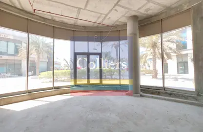 Retail - Studio for rent in Al Khalidiya - Abu Dhabi