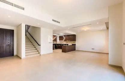Townhouse - 2 Bedrooms - 3 Bathrooms for rent in Bloom Living - Zayed City (Khalifa City C) - Khalifa City - Abu Dhabi