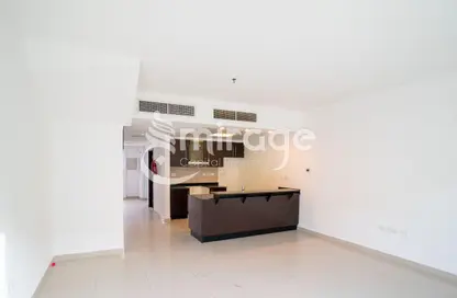 Townhouse - 2 Bedrooms - 3 Bathrooms for rent in Mediterranean Style - Al Reef Villas - Al Reef - Abu Dhabi
