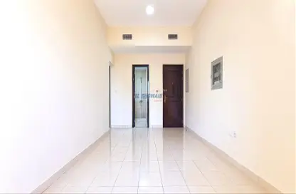 Apartment - 2 Bedrooms - 2 Bathrooms for rent in Satwa Road - Al Satwa - Dubai