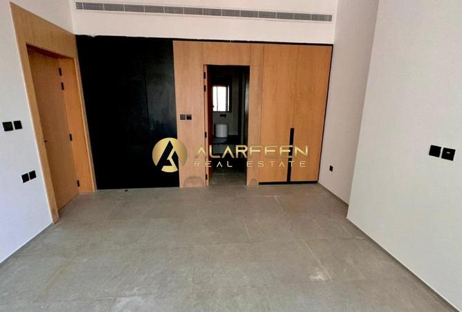 15220711 - Property Image 3