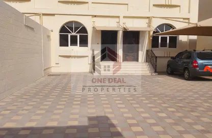 Villa - 4 Bedrooms - 6 Bathrooms for rent in Zakher - Al Ain