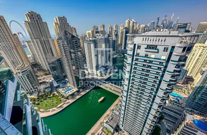 Outdoor Building image for: Apartment - 2 Bedrooms - 3 Bathrooms for rent in Stella Maris - Dubai Marina - Dubai, Image 1