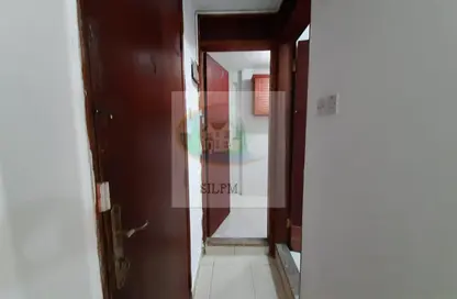 Hall / Corridor image for: Apartment - 1 Bathroom for rent in Hamdan Street - Abu Dhabi, Image 1