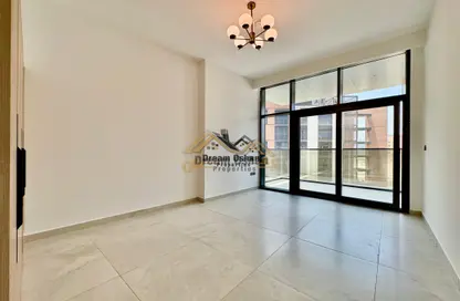 Apartment - 1 Bedroom - 2 Bathrooms for rent in Sama Al Jaddaf - Al Jaddaf - Dubai