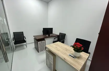 Office Space - Studio - 1 Bathroom for rent in Red Avenue - Al Garhoud - Dubai