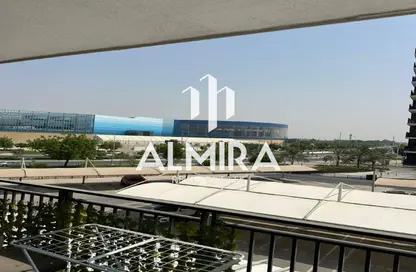 Apartment - 2 Bedrooms - 2 Bathrooms for sale in Waters Edge - Yas Island - Abu Dhabi