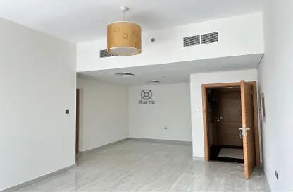 Empty Room image for: Apartment - 2 Bedrooms - 2 Bathrooms for rent in Central Towers A - Arjan - Dubai, Image 1