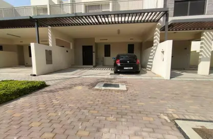 Townhouse - 3 Bedrooms - 5 Bathrooms for sale in Zinnia - The Roots DAMAC Hills 2 - Damac Hills 2 - Dubai
