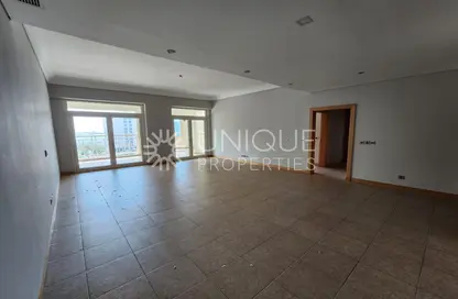 Apartment - 2 Bedrooms - 4 Bathrooms for rent in Al Tamr - Shoreline Apartments - Palm Jumeirah - Dubai