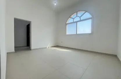 شقة - غرفة نوم - 1 حمام للايجار في مدينة الرياض - أبوظبي