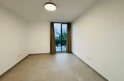 شقة - غرفة نوم - 2 حمامات للايجار في شقق أريج - الجادة - الشارقة شقة - غرفة نوم - 2 حمامات للايجار في شقق أريج - الجادة - الشارقة