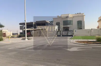 Villa - 6 Bedrooms - 7+ Bathrooms for rent in Mohamed Bin Zayed City - Abu Dhabi