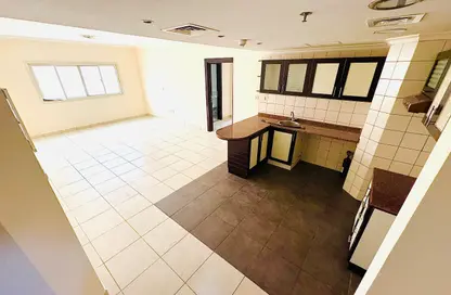 Apartment - 1 Bedroom - 2 Bathrooms for rent in Muwaileh 29 Building - Muwaileh - Sharjah