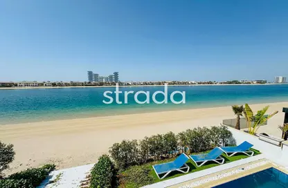 Villa - 5 Bedrooms - 6 Bathrooms for rent in Garden Homes Frond D - Garden Homes - Palm Jumeirah - Dubai