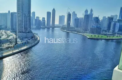 شقة - 2 غرف نوم - 2 حمامات للايجار في بريفه باي داماك (ايه) - داماك مايسون برايف - الخليج التجاري - دبي