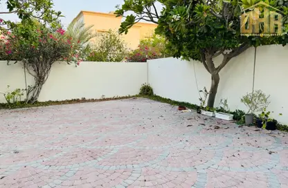 فيلا - 3 غرف نوم - 3 حمامات للايجار في الينابيع 10 - الينابيع - دبي