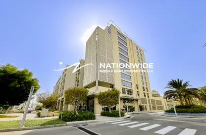 Apartment - 3 Bedrooms - 4 Bathrooms for rent in Building C - Al Zeina - Al Raha Beach - Abu Dhabi