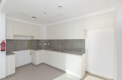 Apartment - 2 Bedrooms - 2 Bathrooms for rent in Hayat Boulevard-1A - Hayat Boulevard - Town Square - Dubai