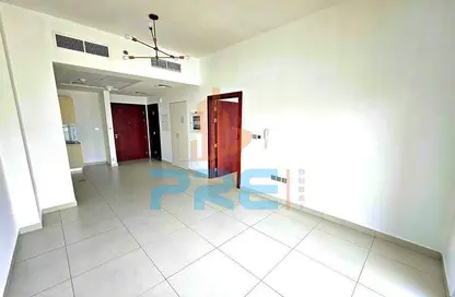 شقة - غرفة نوم - 2 حمامات للايجار في بوابة بن غاطي - قرية الجميرا سركل - دبي